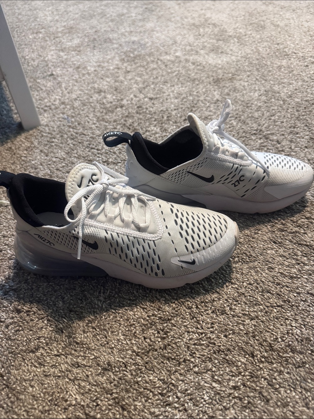 Women’s NIKE air max 270 sneakers 7.5
